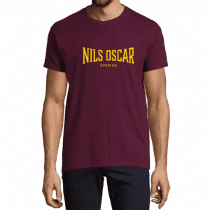 Vinröd t-shirt med gult tryck